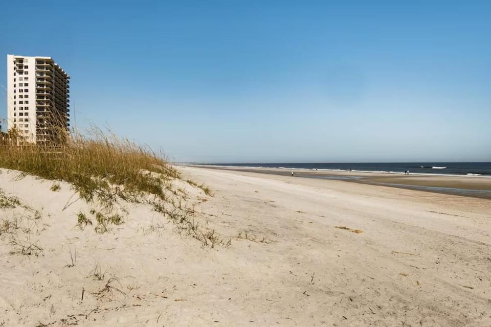 Beachside Bliss - Neptune Nook Unit 1 House in Jacksonville Beach