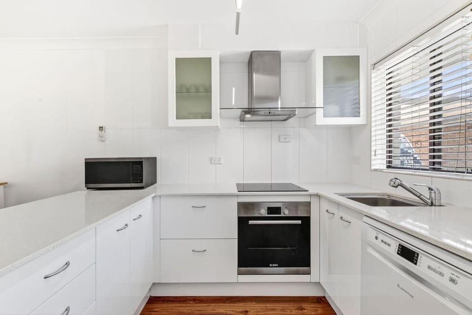 Surf's Up Sawtell Apartment in Toormina