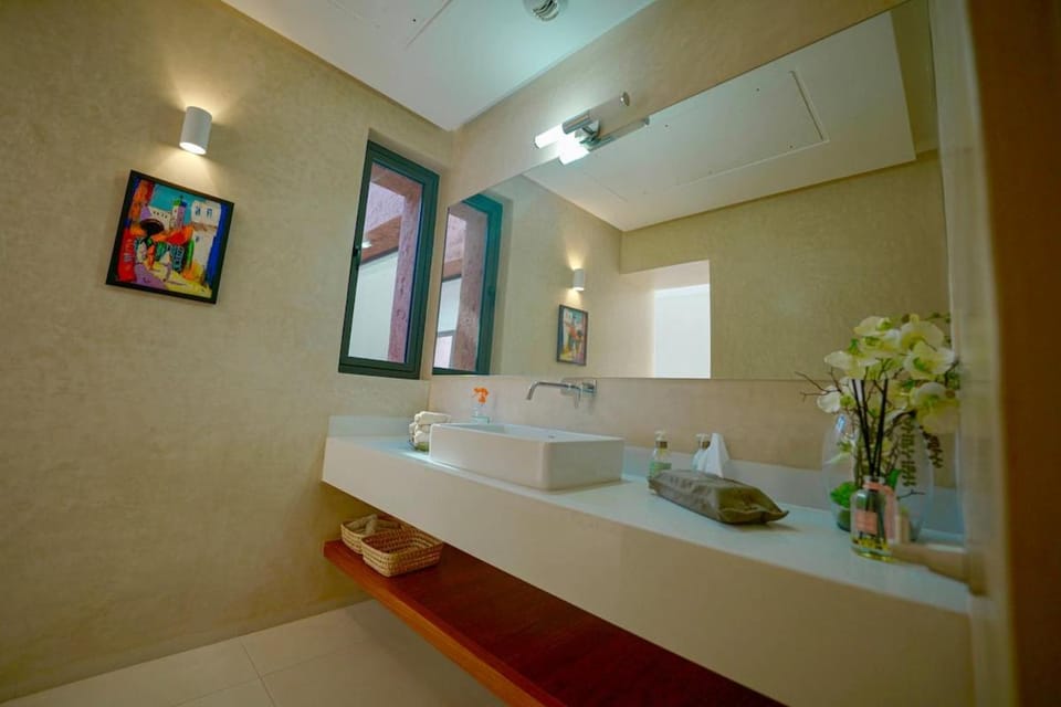 Royal Palm Luxury Villa Heated Pool Spa Apartment in Marrakesh-Safi