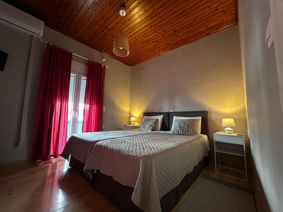 Tsonas Apartments Apartment in Ligia