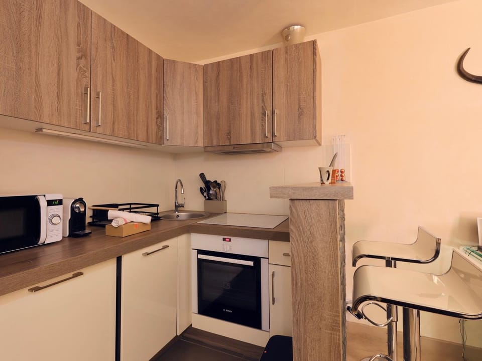 Studio rénové à Courchevel 1850, skis aux pieds, 4 pers, parking inclus - FR-1-575-247 Apartment in Saint-Bon-Tarentaise