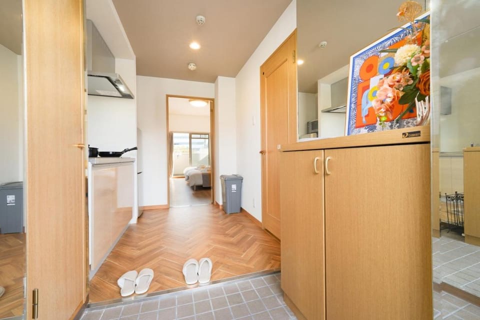 Kyobashi Xinxiang Newly renovated suite, 3 minutes walk to Osaka Castle and subway Apartment in Shizuoka Prefecture