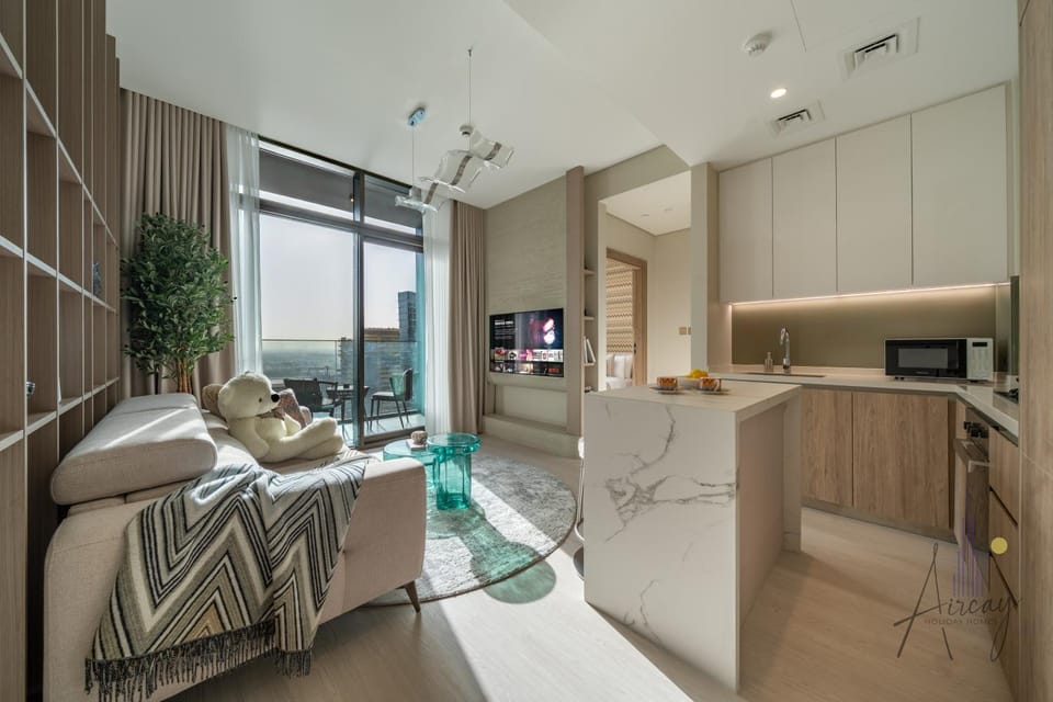 Luxe Missoni-Inspired 1BR Sky-High Living Apartment in Dubai