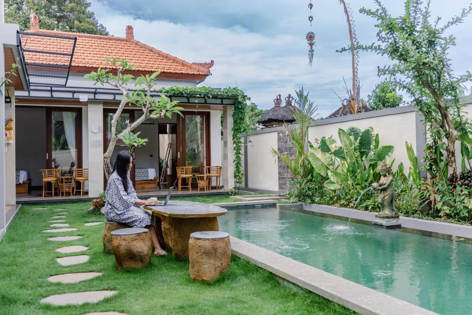 Day, Garden, Swimming pool