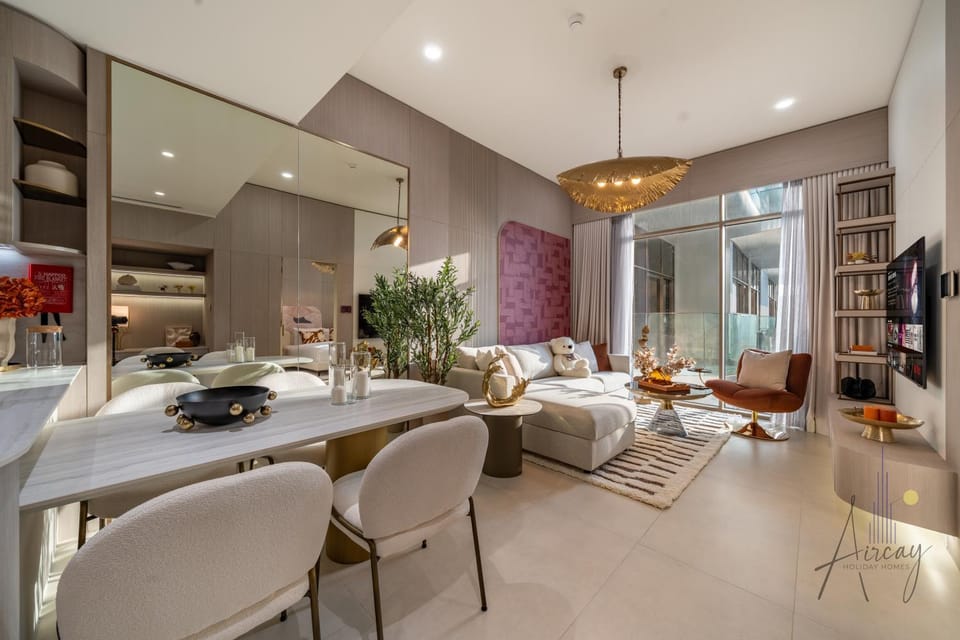 Boutique 1BR Escape Cosy & Classy JVC Apartment in Dubai