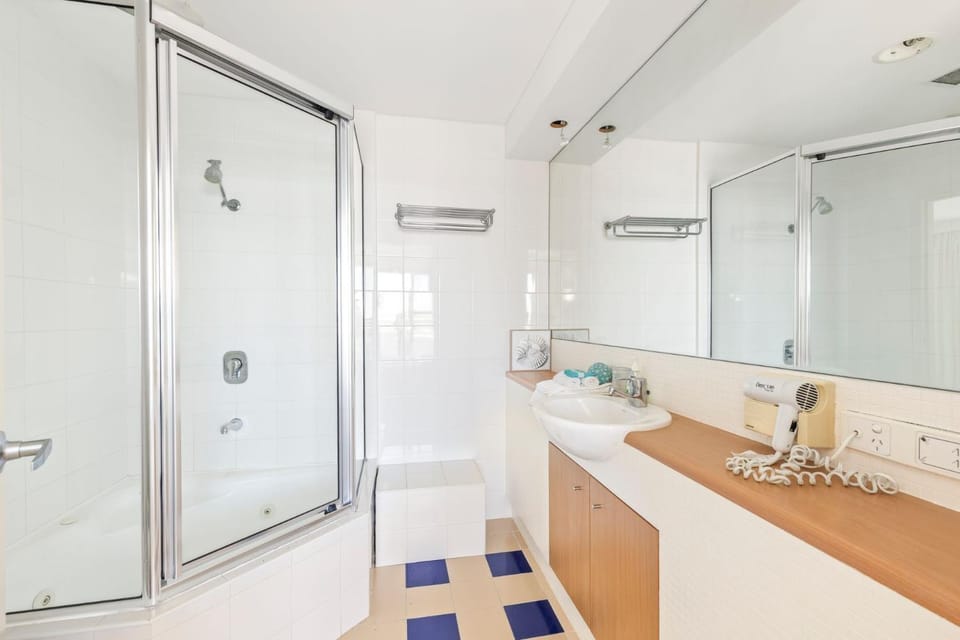 The Entrance Waterfront Resort, Unit 617 - Water V Apartment in The Entrance