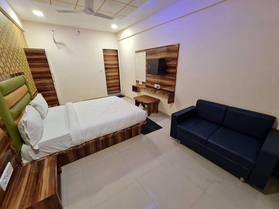 Hotel RK Palace Hotel in Vadodara