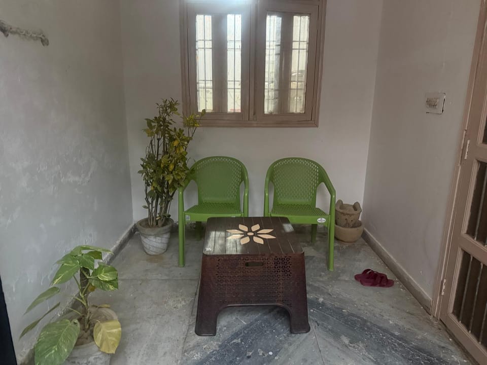 Garden, Seating area
