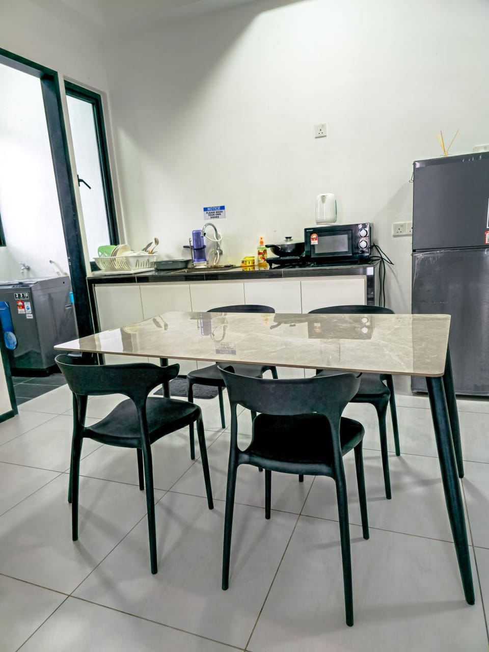 Spacious Luxury Home 3BR 2BA 14pax Apartment in George Town