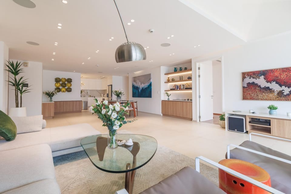 Living room, Photo of the whole room, Seating area