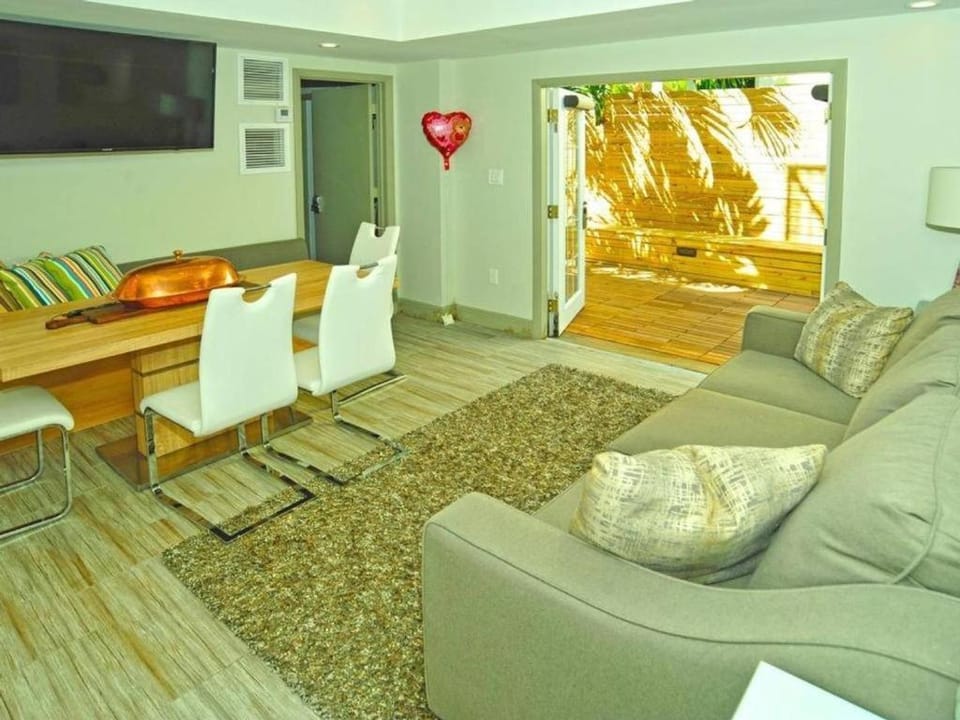 Villa Estelle Villa in Miami