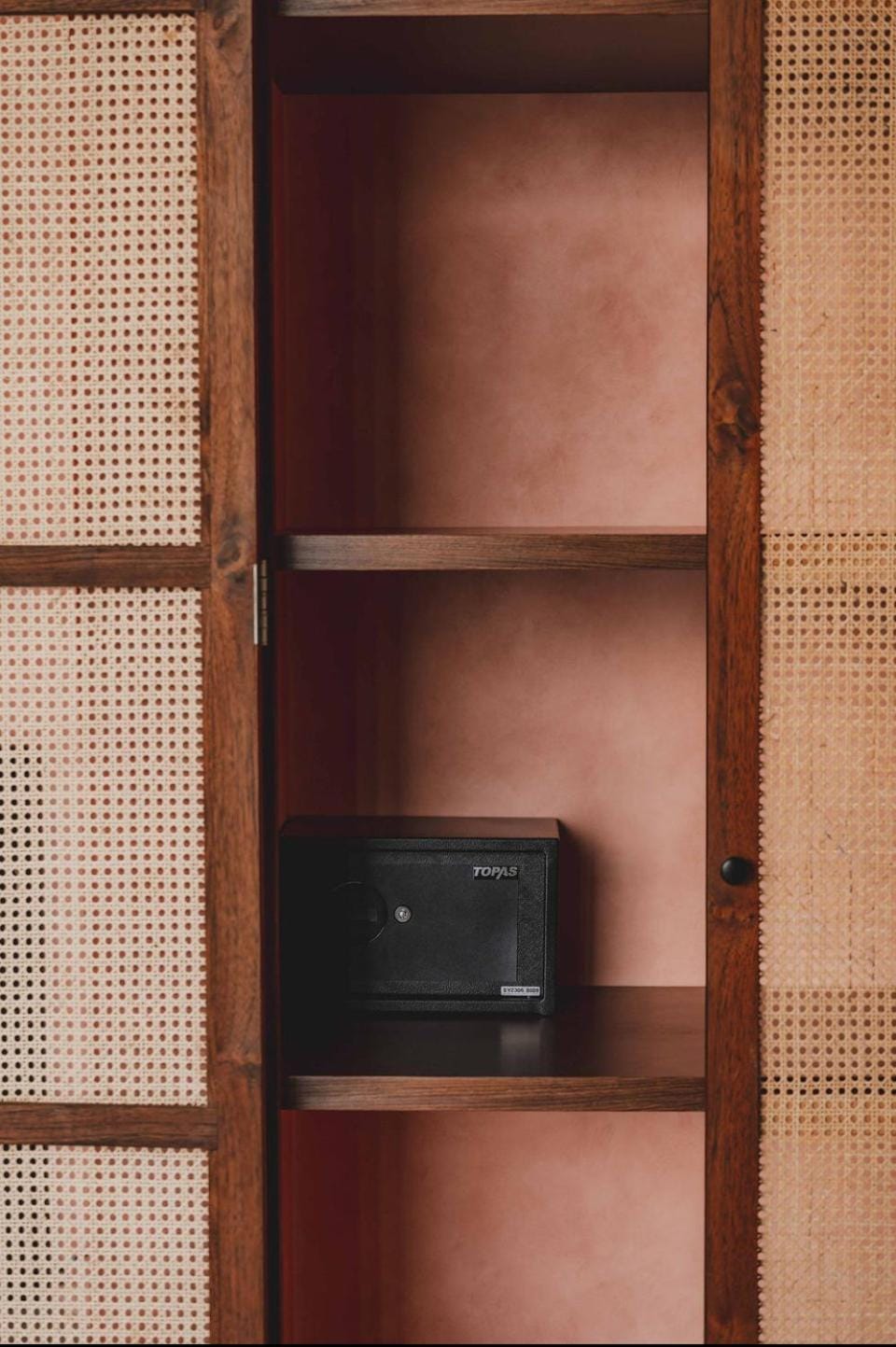 safe, wardrobe