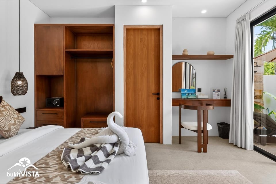 Bed, Bedroom, wardrobe