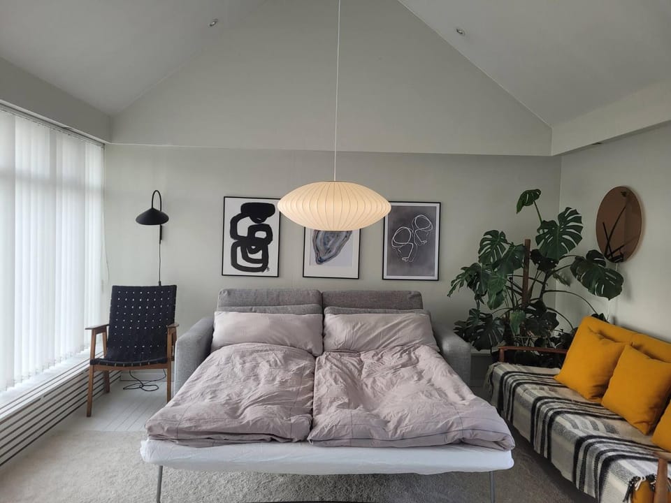 Rustic, Scandinavian house close to Reykjavik House in Kopavogur
