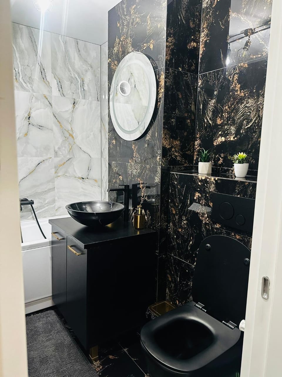 Loft Apartament Apartment in Craiova
