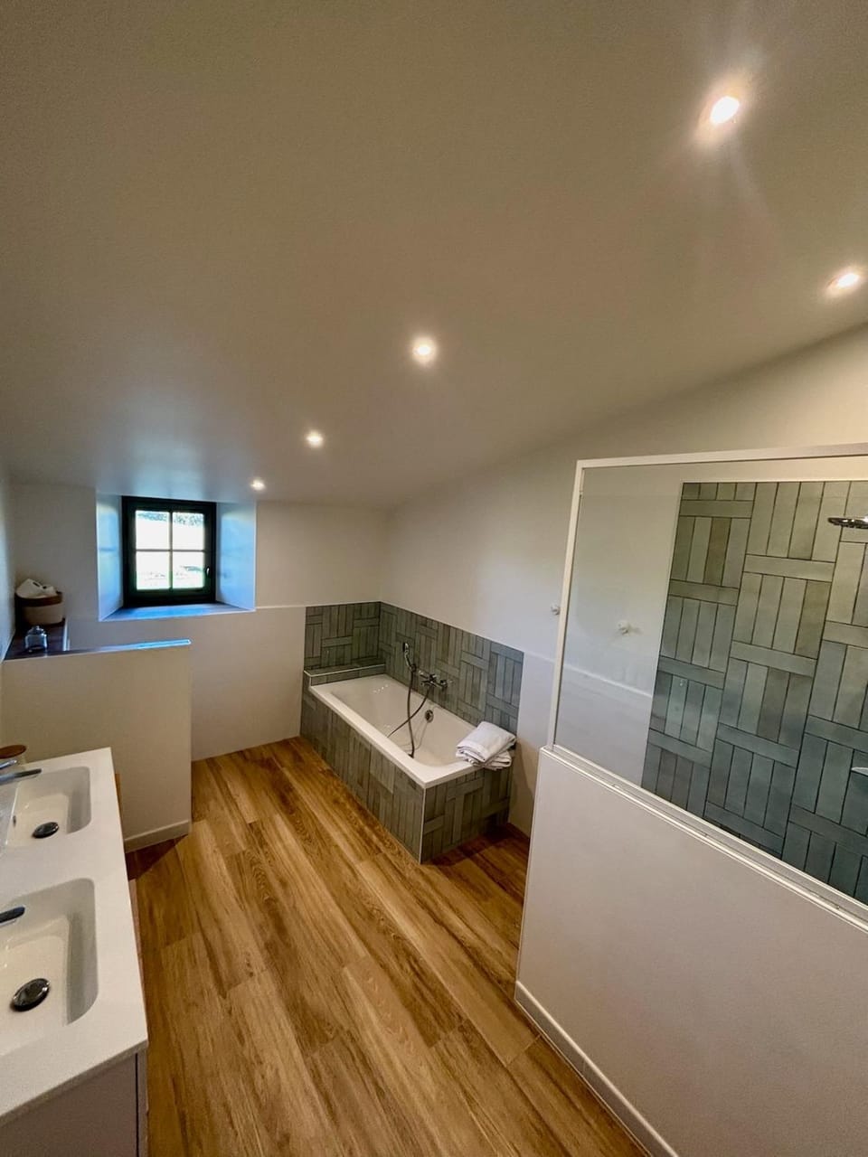 Shower, Bathroom, Bath