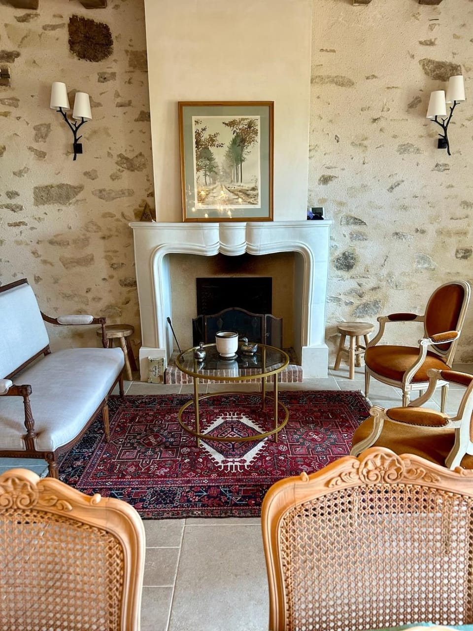 Living room, fireplace, fireplace
