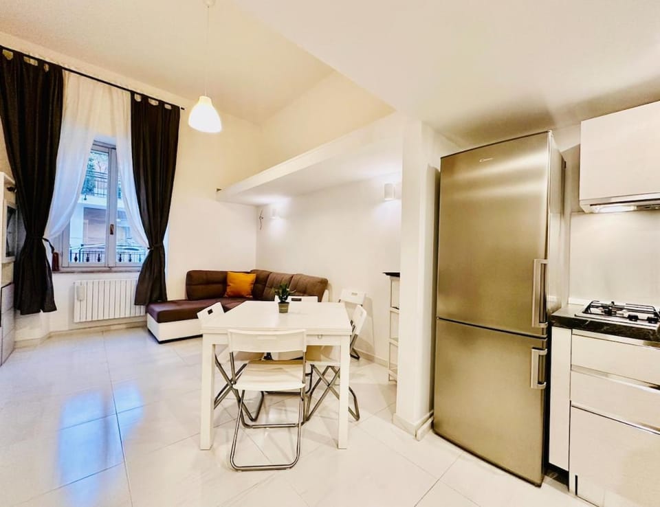 Porta Romana-Center Milan-A modern house of design Apartment in Milan