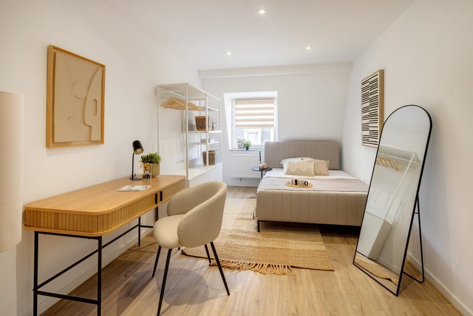 Bed, Photo of the whole room, Bedroom