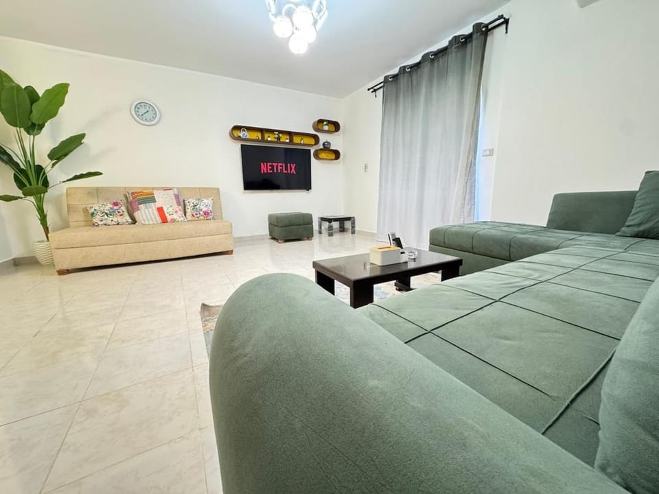 Luxury 1BDR with Garden - Rehab - Landmark Stays Apartment in New Cairo City