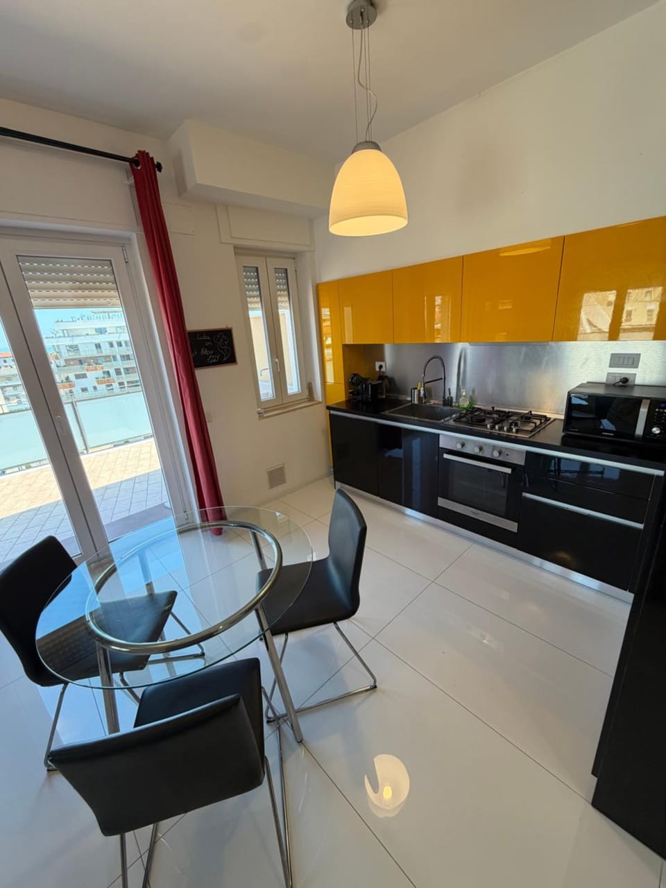Kitchen or kitchenette, Living room, Dining area, stove