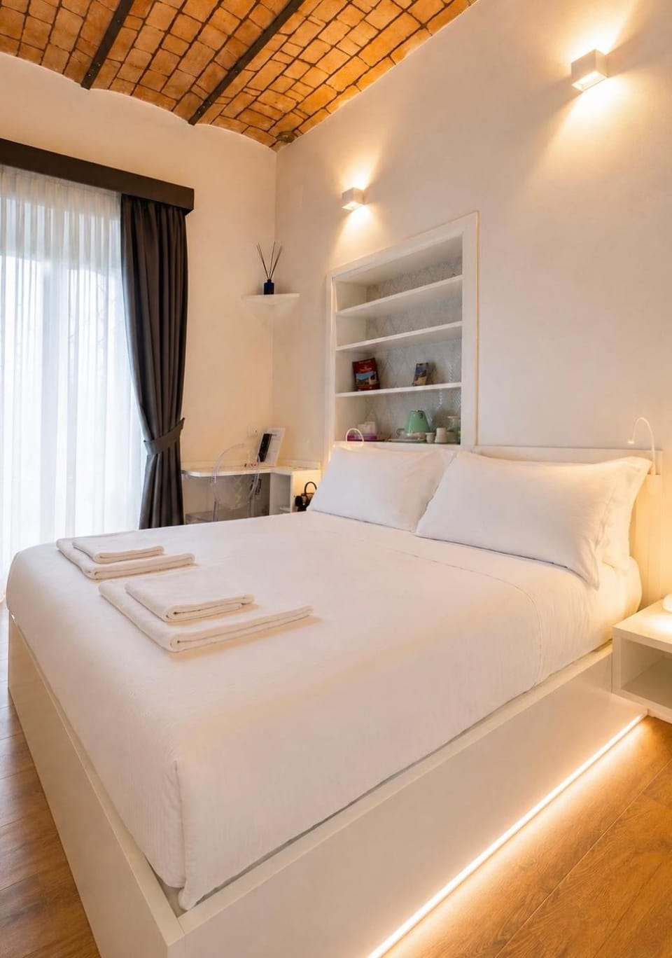 Roma Elegance Room Ponte Milvio & Private Parking Apartment in Rome