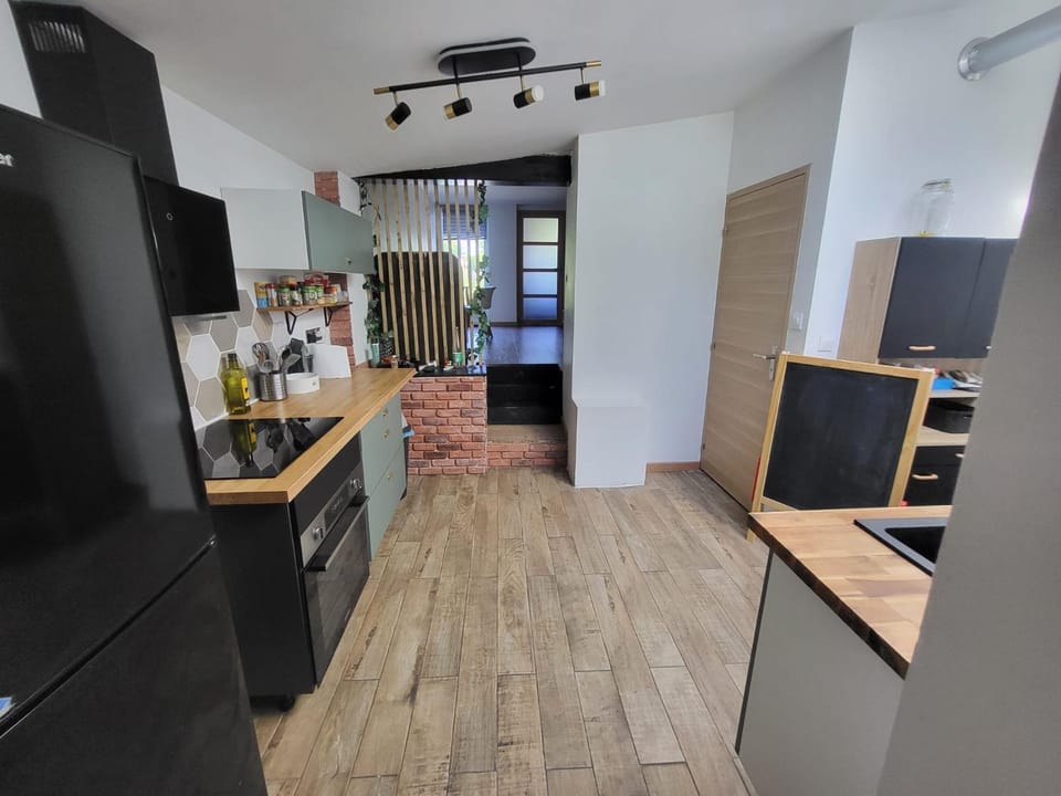 Kitchen or kitchenette, stove
