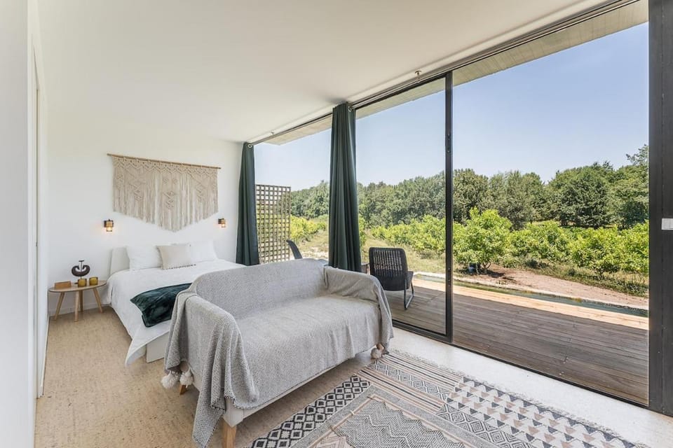 Lemon Grove Bungalow with Private Pool - Oporto Lemon Farm, near Porto House in Porto District