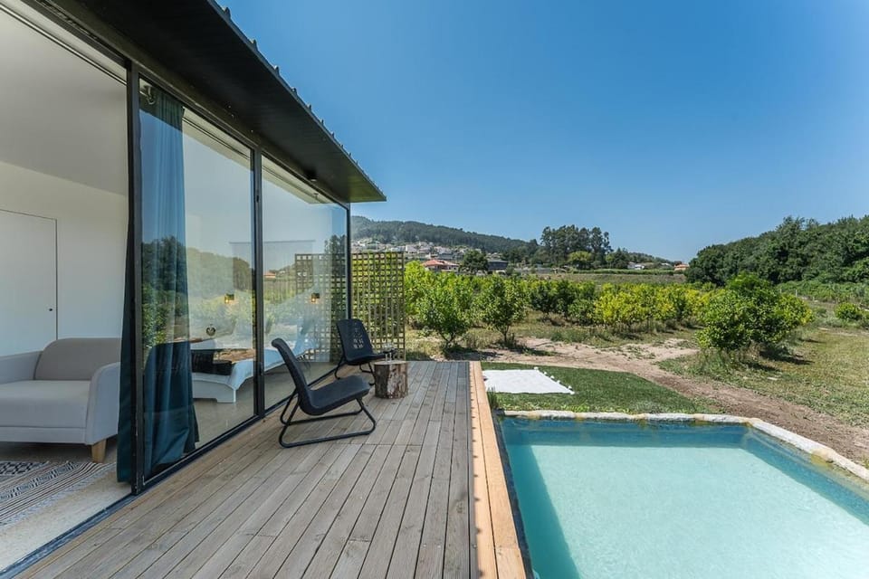 Lemon Grove Bungalow with Private Pool - Oporto Lemon Farm, near Porto House in Porto District