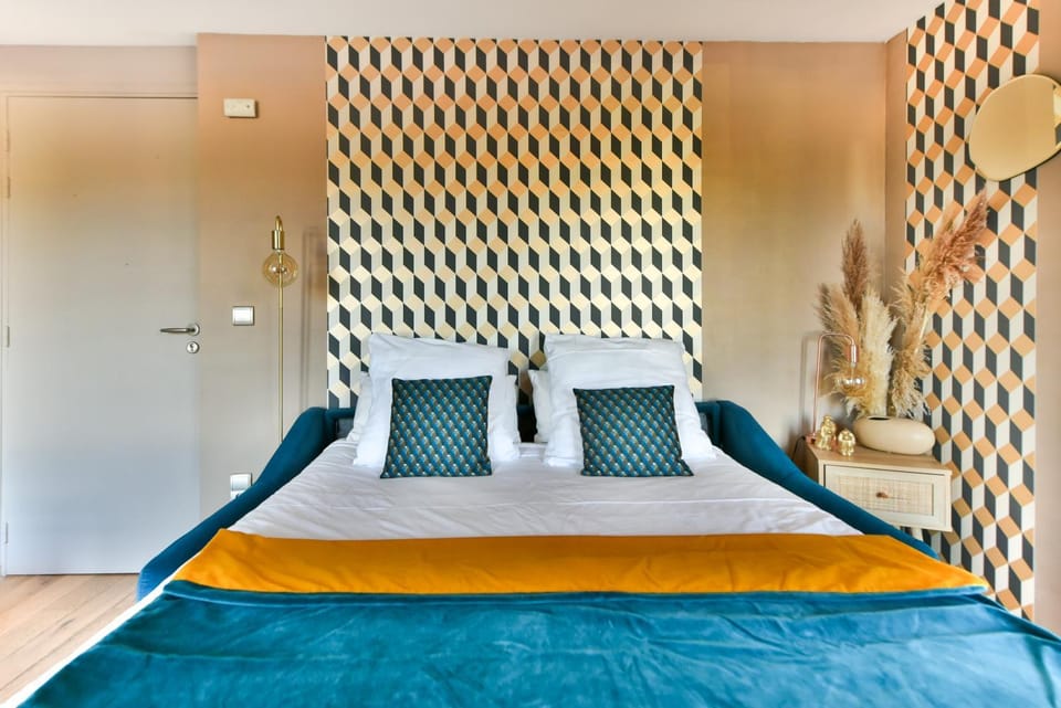 Bed, Bedroom