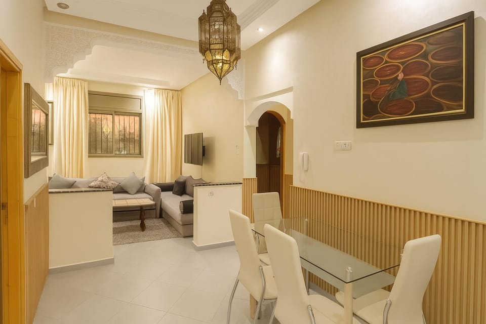 Cycas family apart ground floor parking Apartment in Marrakesh-Safi