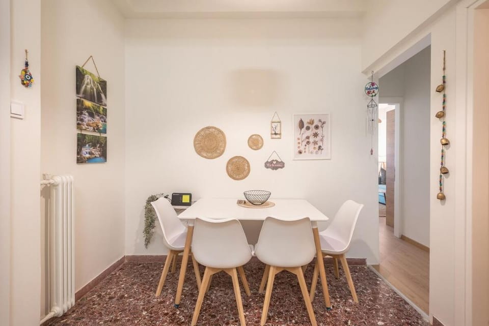 Zen sunny, Zografou Apartment in Athens