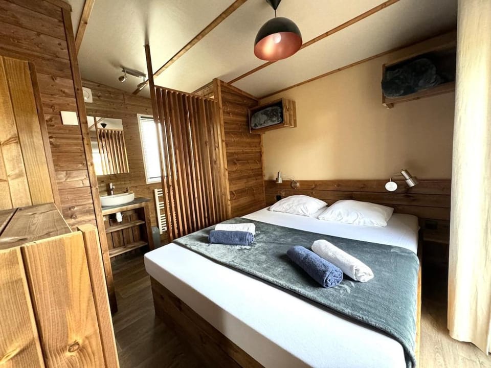 Chalet moderne piscine commune activités dans le domaine Apartment in Gujan-Mestras