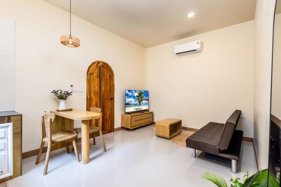Villa Casa Blanca Villa in Ban Tai