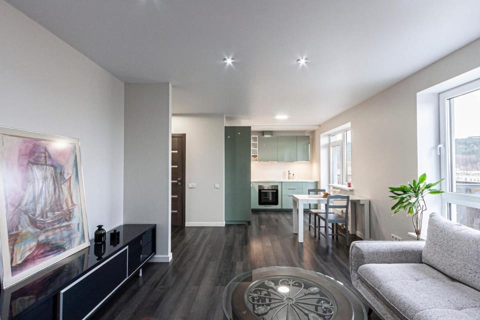 Kitchen or kitchenette, Living room, Seating area, Dining area