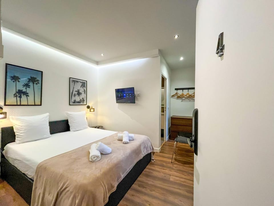 UrbanFlat 204 - Beautiful Studio in the center of Paris Apartment in Paris