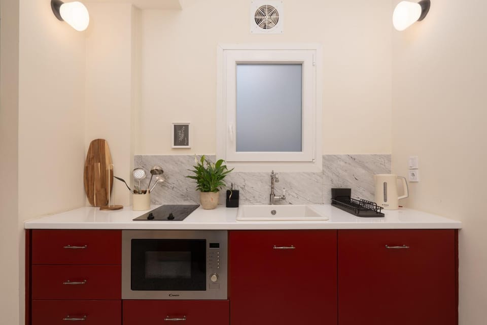 Cozy 1BR Apt near Acropolis & Metro In Koukaki Apartment in Athens