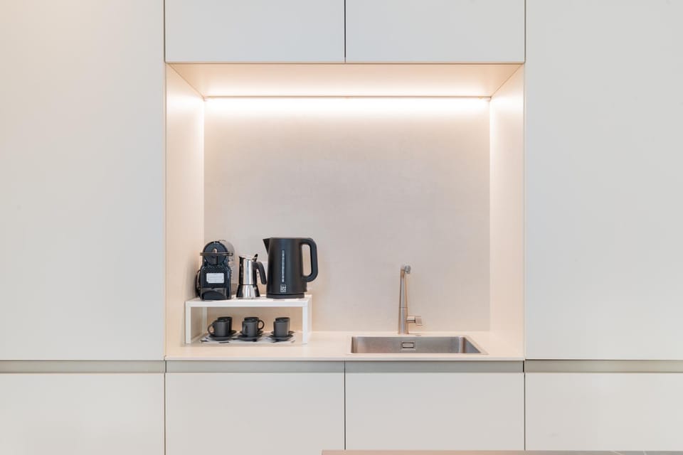 Kitchen or kitchenette