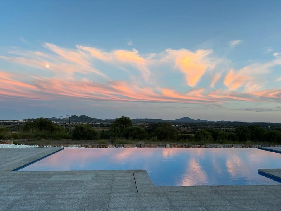 Day, Natural landscape, Mountain view, Pool view, Swimming pool, Sunrise, Sunset