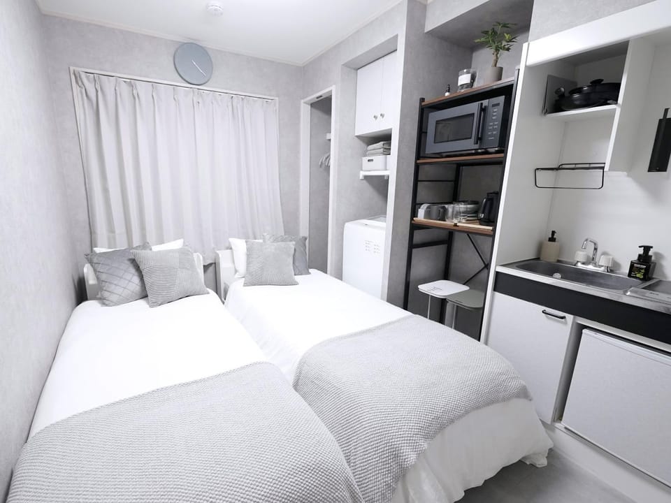 Bed, Kitchen or kitchenette, Photo of the whole room, Bedroom