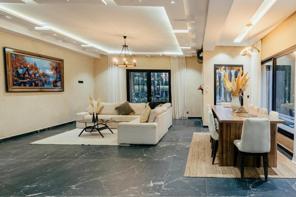Stunning luxury Villa with Mountain Views Villa in Marrakesh-Safi