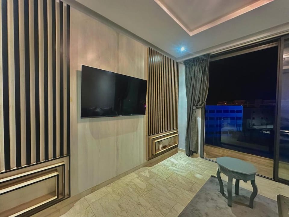 Communal lounge/ TV room, TV and multimedia, Evening entertainment