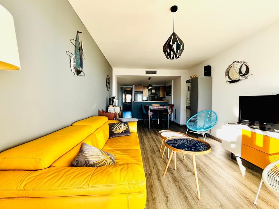 Global Immo 4042 MILENI Duplex Apartment in Roses