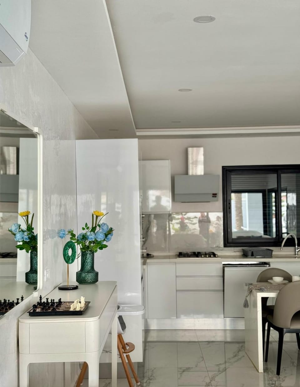 Kitchen or kitchenette, stove
