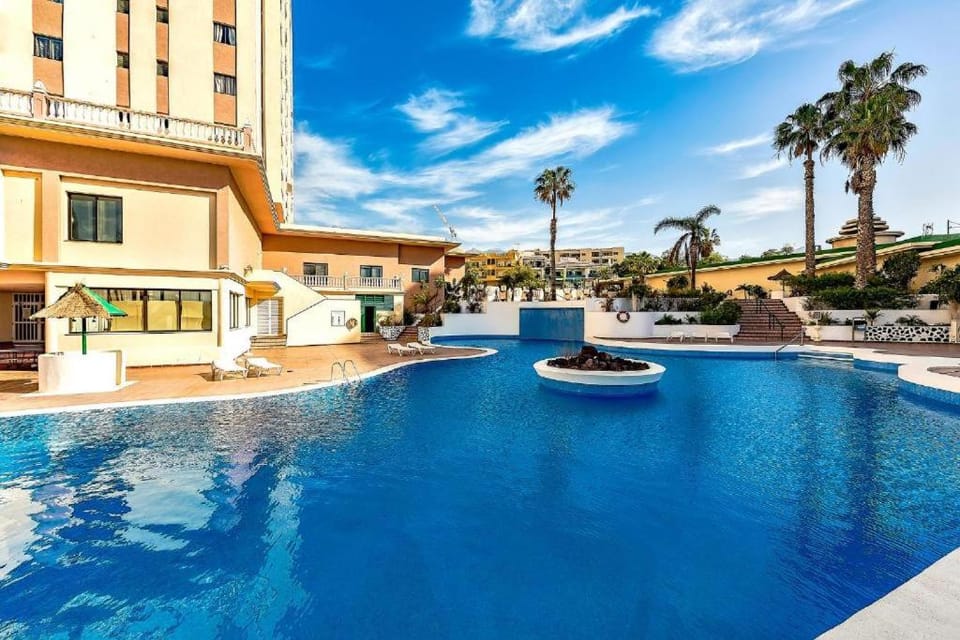 Ocean View Apartment, balcony & parking, Tenerife South Escape Apartment in Canary Islands
