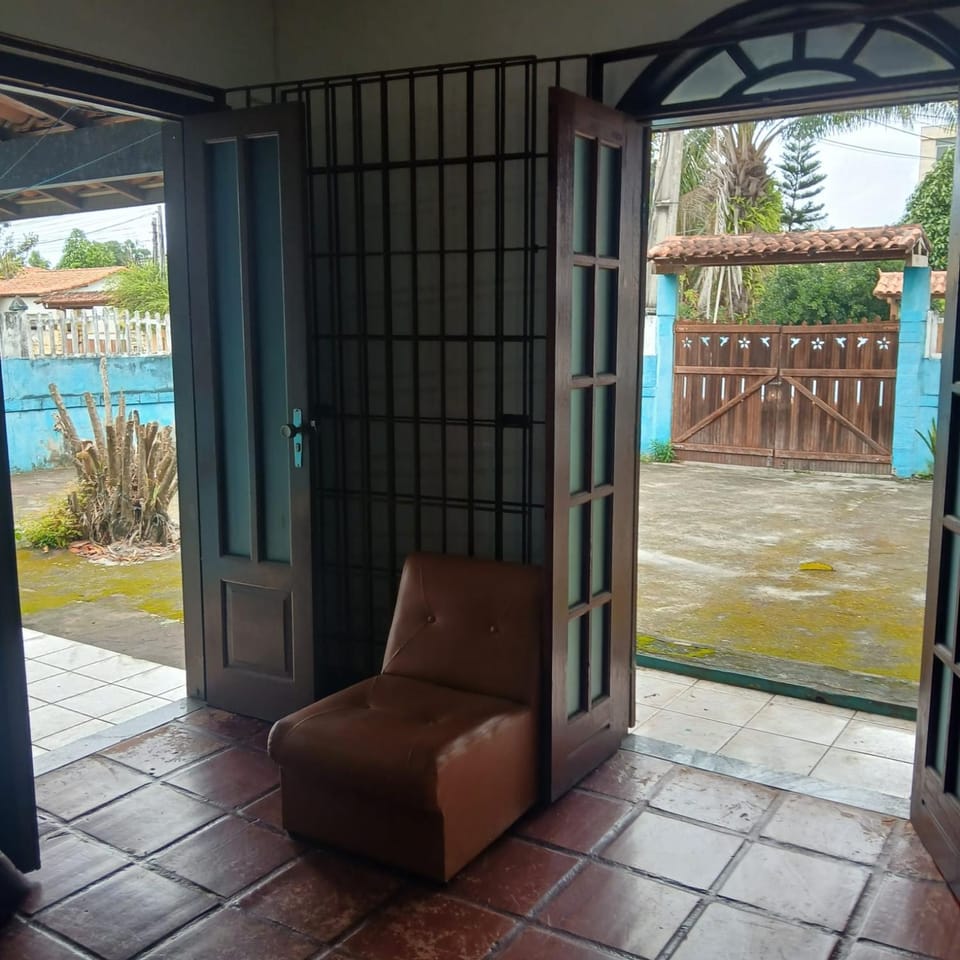 Patio, Day, Living room