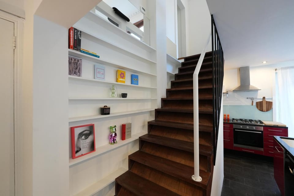 The Regents Park Townhouse Apartment in City of Westminster