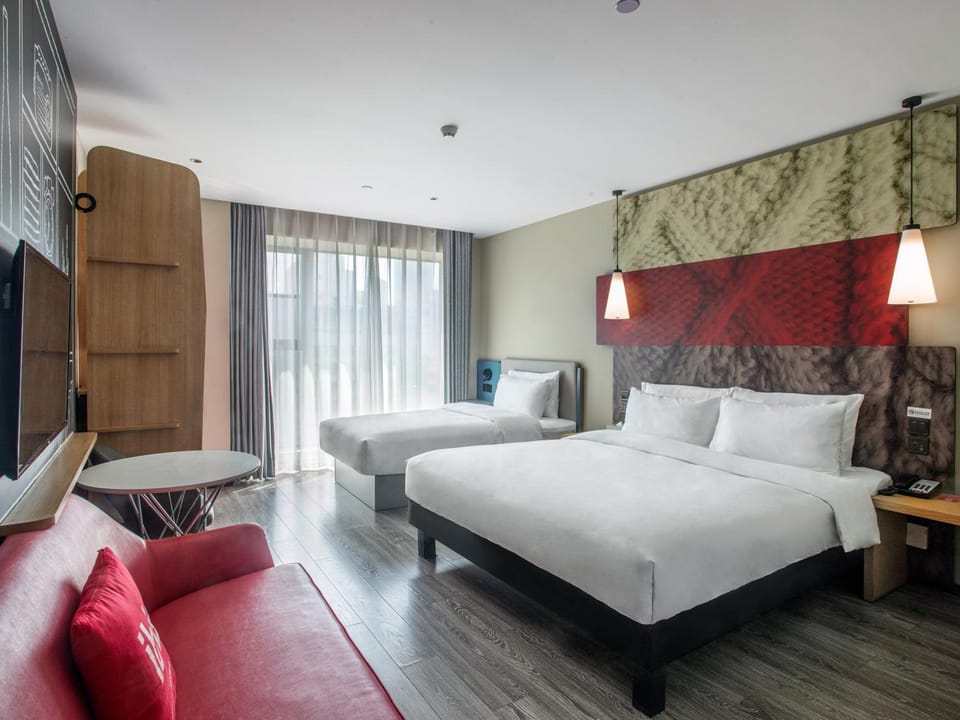 Ibis Chengdu Taikoo Li Chunxi Road Hotel in Chengdu