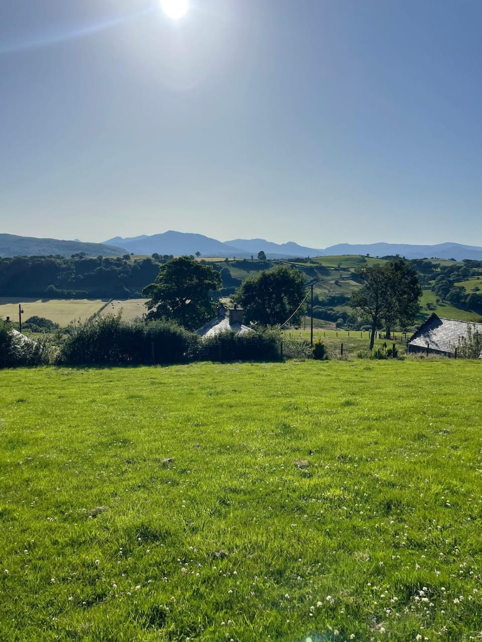 Snowdonia Cottage 10 mins to Betws Y Coed House in Bro Garmon