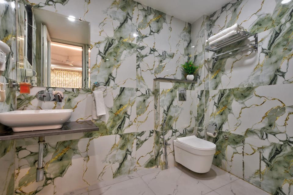 Toilet, Bathroom